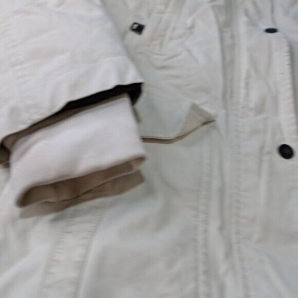 The North Face TNF Down Parka Women Size Medium - Picture 6 of 14